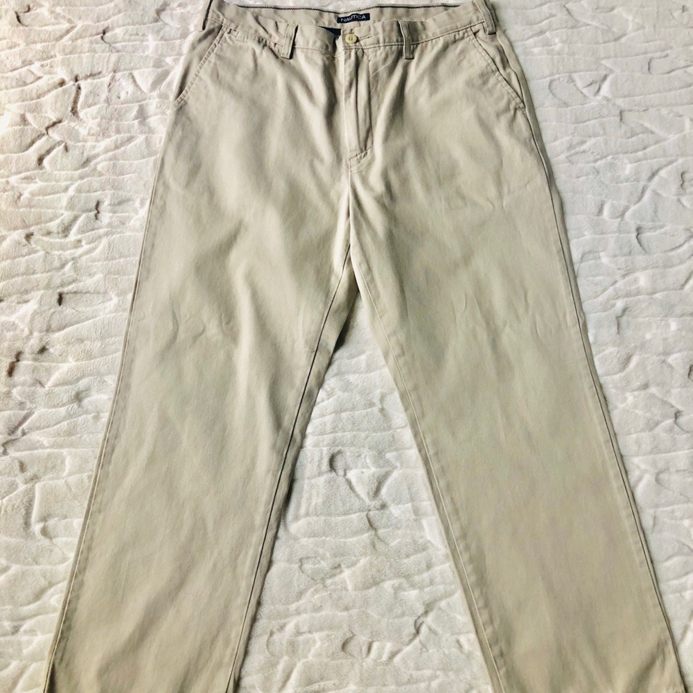 Men’s Nautica Khaki pants size 36W x 30L